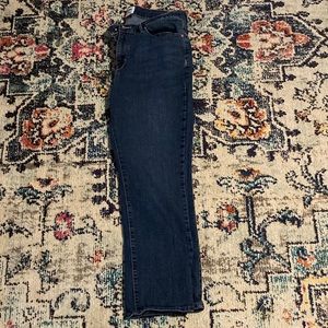 Ladies levi jeans in excellent condition